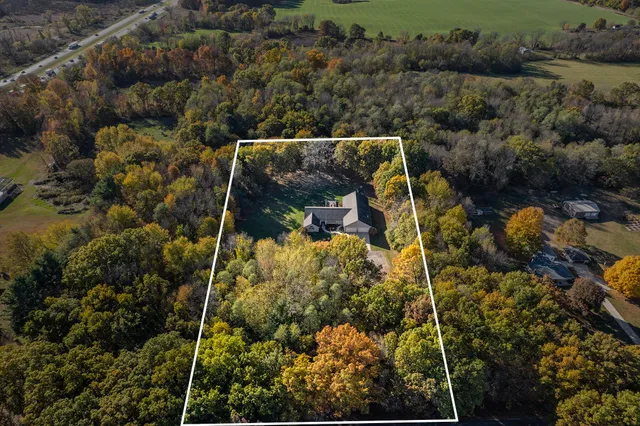 $750,000 | 15627 13 Mile Road, Battle Creek, MI 49014