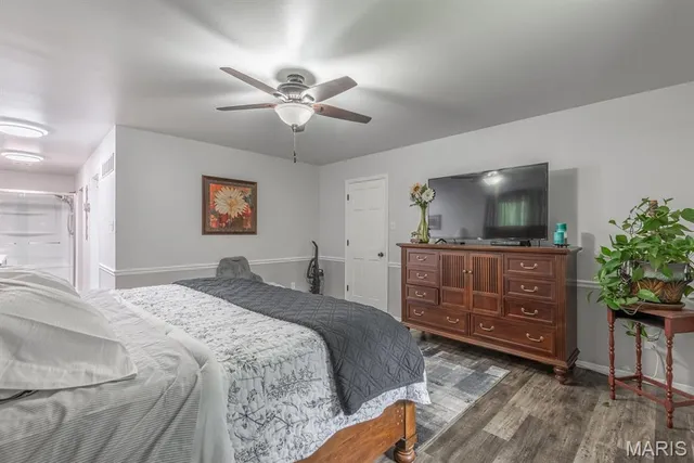 $635,000 | 960 Ridgetop Drive, Farmington, MO 63640