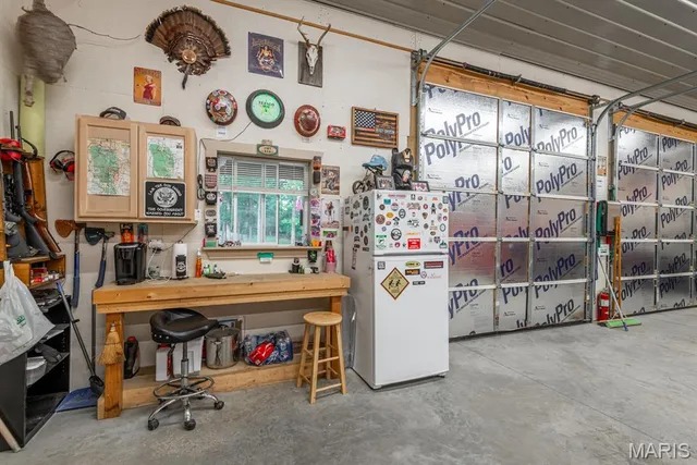 $635,000 | 960 Ridgetop Drive, Farmington, MO 63640