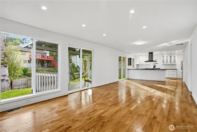 $1,890,000 | 6316 151st Avenue Northeast, Redmond, WA 98052