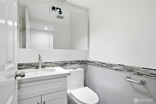 $1,890,000 | 6316 151st Avenue Northeast, Redmond, WA 98052