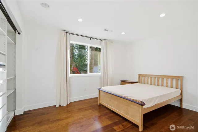 $1,890,000 | 6316 151st Avenue Northeast, Redmond, WA 98052