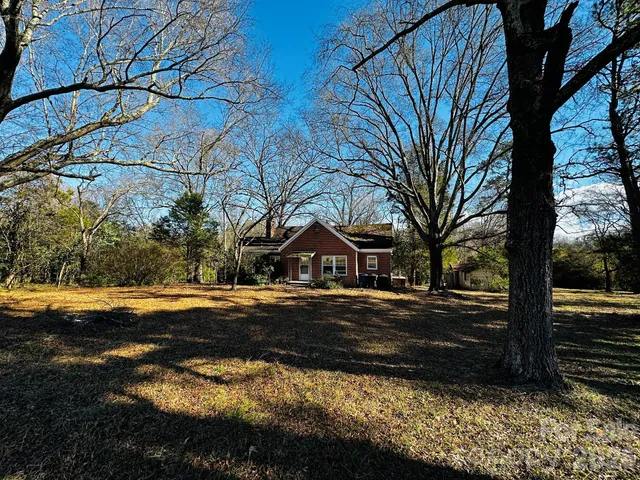 $399,999 | 113 Stonecrest Circle Southwest, Concord, NC 28027