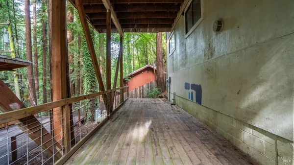 a view of backyard with green space