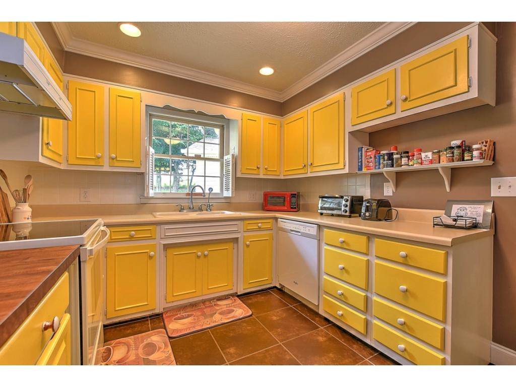 580 Pritchard Road Limestone, TN 37681 - Photo 12 of 28 Photo 12