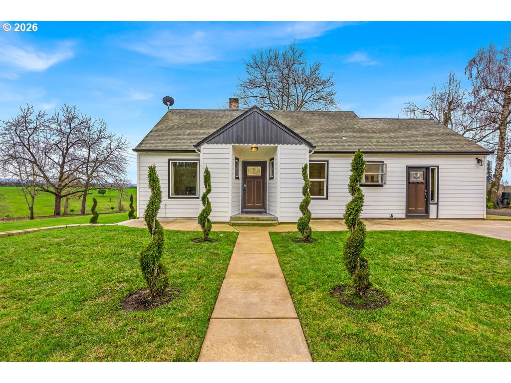 5900 Highway 211 Hubbard, OR 97032 - Photo 3 of 48