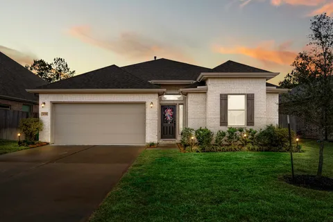 $349,900 | 30391 Limber Pines Drive, Magnolia, TX 77355