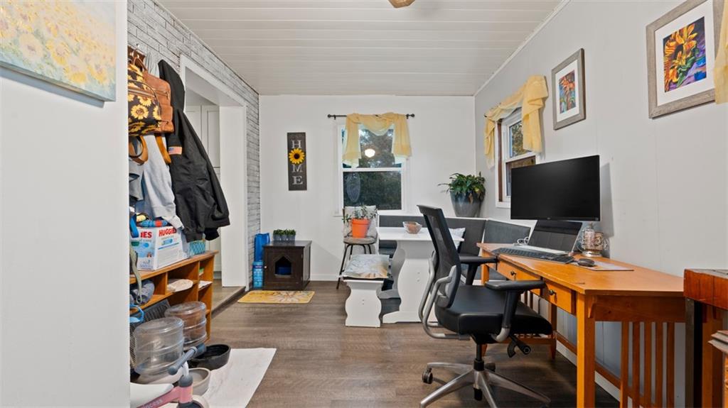 300 Sunset Boulevard Washington, PA 15301 - Photo 15 of 38 a room with furniture and a flat screen tv