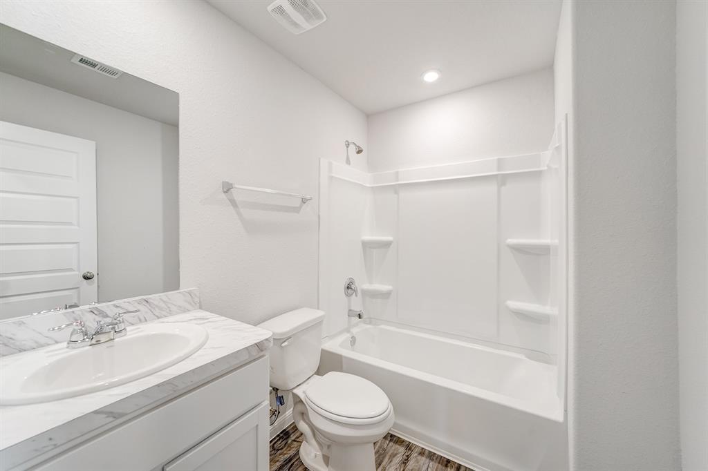 304 Paschal Road Mabank, TX 75147 - Photo 16 of 33