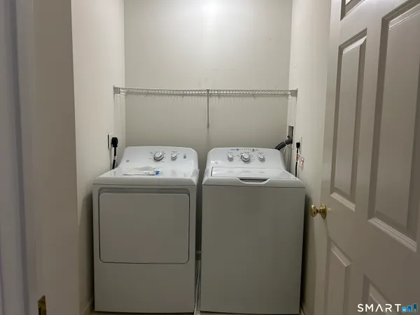 $2,900 | 793 Federal Road, Unit 10, Brookfield, CT 06804