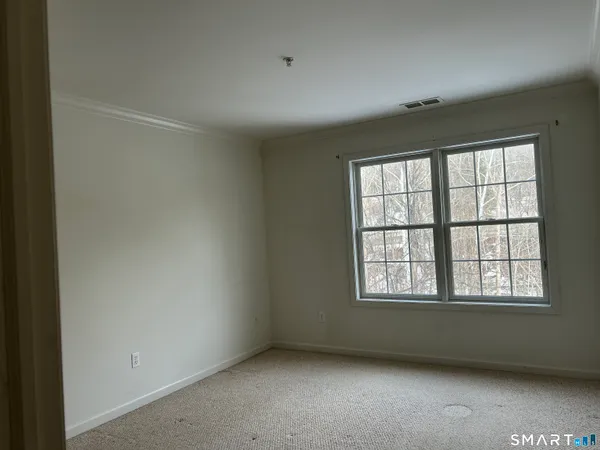 $2,900 | 793 Federal Road, Unit 10, Brookfield, CT 06804