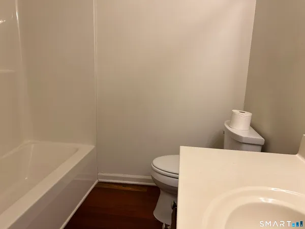 $2,900 | 793 Federal Road, Unit 10, Brookfield, CT 06804