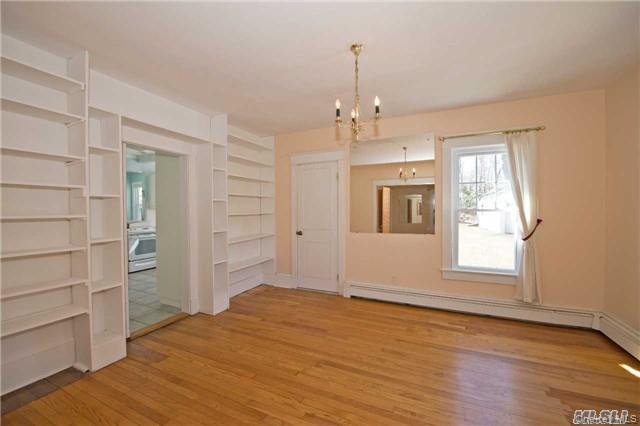 86 Cliff Road Belle Terre, NY 11777 - Photo 3 of 13