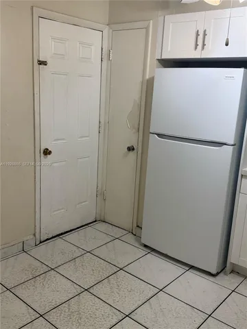 $1,700 | 1400 Northeast 191st Street, Unit 222, Miami, FL 33179