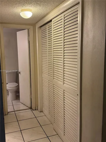 $1,700 | 1400 Northeast 191st Street, Unit 222, Miami, FL 33179