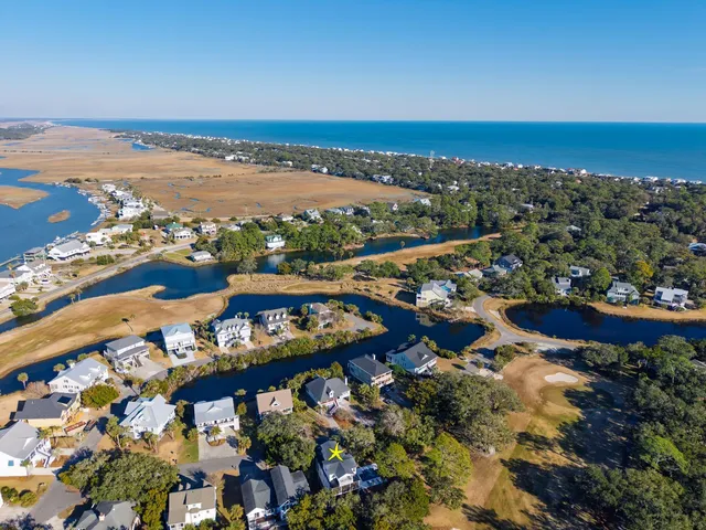 $1,696,400 | 42 Battery Park Road, Edisto Island, SC 29438
