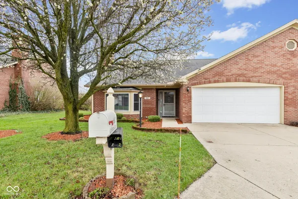 $235,000 | 6612 South Cobham Lane, Indianapolis, IN 46237