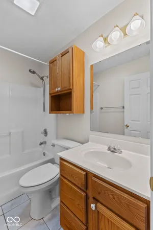 $235,000 | 6612 South Cobham Lane, Indianapolis, IN 46237