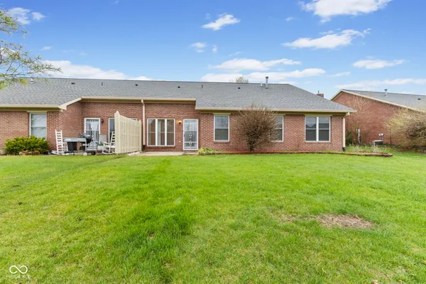 $235,000 | 6612 South Cobham Lane, Indianapolis, IN 46237