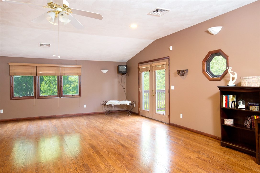 300 Pippin Orchard Road Cranston, RI 02921 - Photo 34 of 40