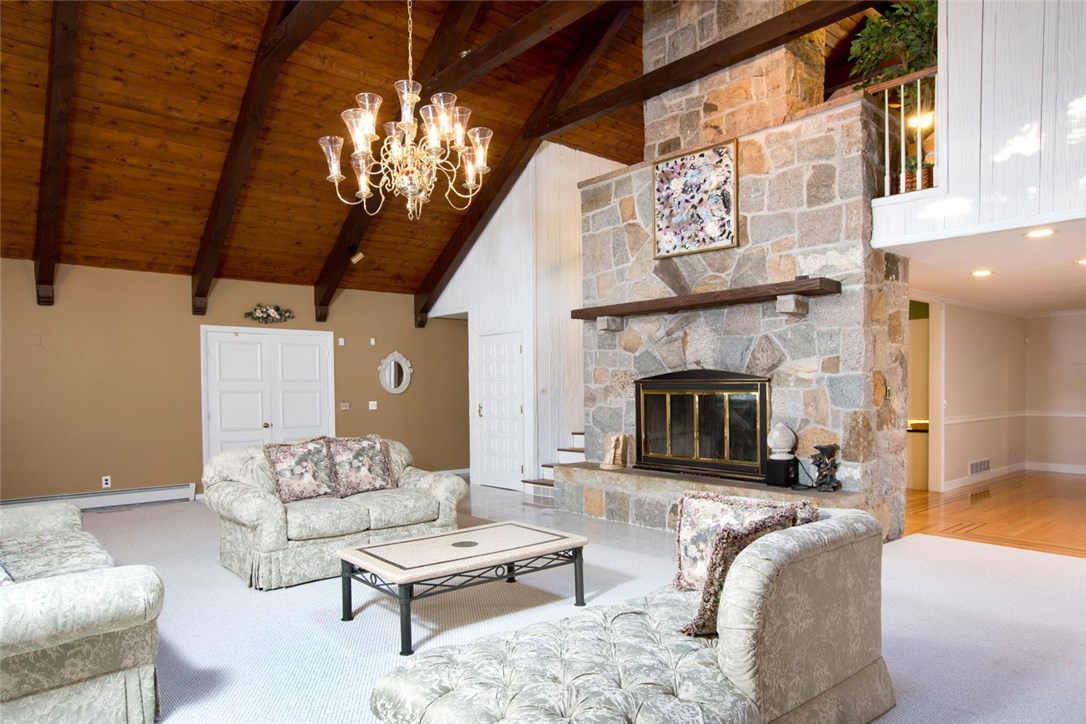 300 Pippin Orchard Road Cranston, RI 02921 - Photo 8 of 40