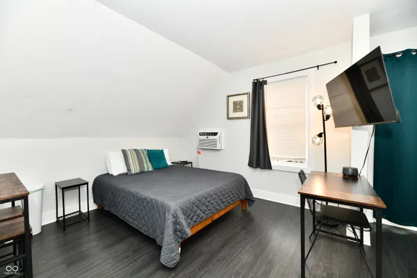 $500,000 | 2018 Prospect Street, Indianapolis, IN 46203