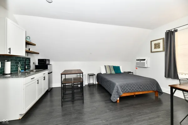 $500,000 | 2018 Prospect Street, Indianapolis, IN 46203