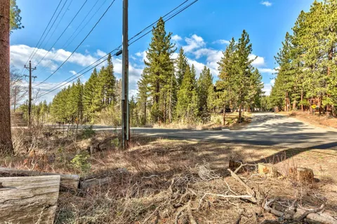 $999,000 | 1412 Ski Run Boulevard, South Lake Tahoe, CA 96150