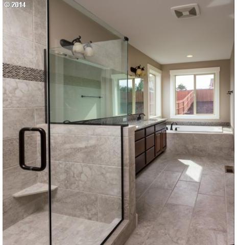 2705 Northeast 167th Circle Ridgefield, WA 98642 - Photo 6 of 11 Attached Bathroom