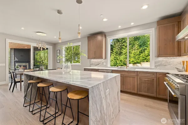 $2,249,000 | 18520 83rd Avenue Northeast, Kenmore, WA 98028