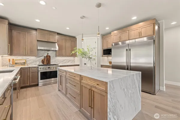 $2,249,000 | 18520 83rd Avenue Northeast, Kenmore, WA 98028