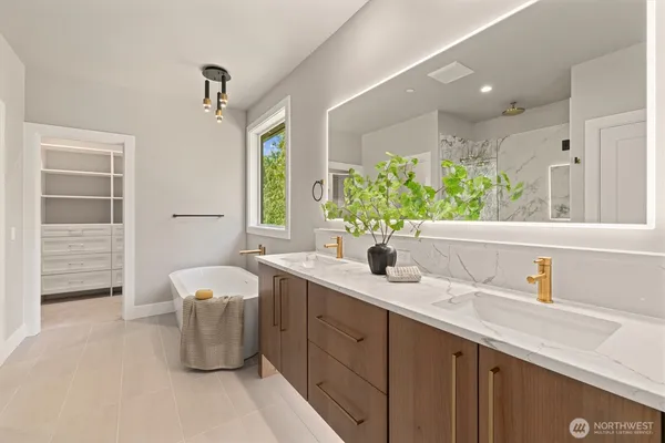 $2,249,000 | 18520 83rd Avenue Northeast, Kenmore, WA 98028