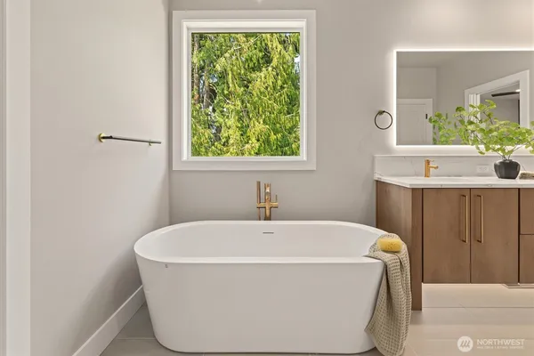 $2,249,000 | 18520 83rd Avenue Northeast, Kenmore, WA 98028