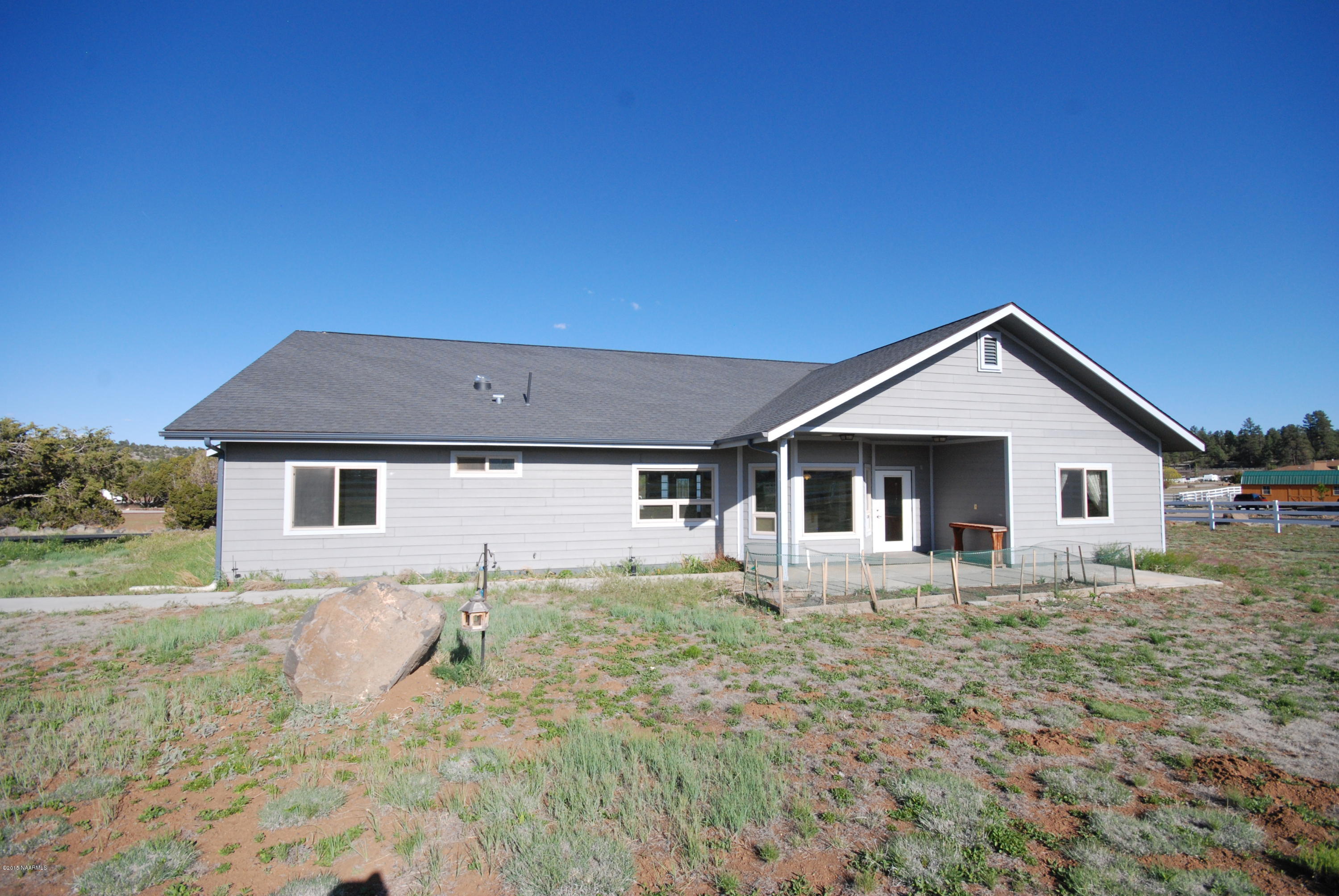 8229 Pecos Road Flagstaff, AZ 86004 - Photo 6 of 59 pecos 2 024