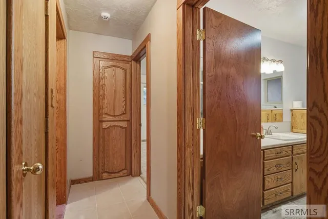 $536,000 | 10 North 600 West, Blackfoot, ID 83221