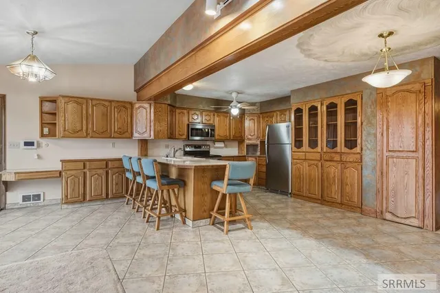 $536,000 | 10 North 600 West, Blackfoot, ID 83221