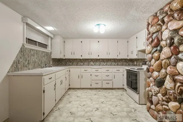 $536,000 | 10 North 600 West, Blackfoot, ID 83221