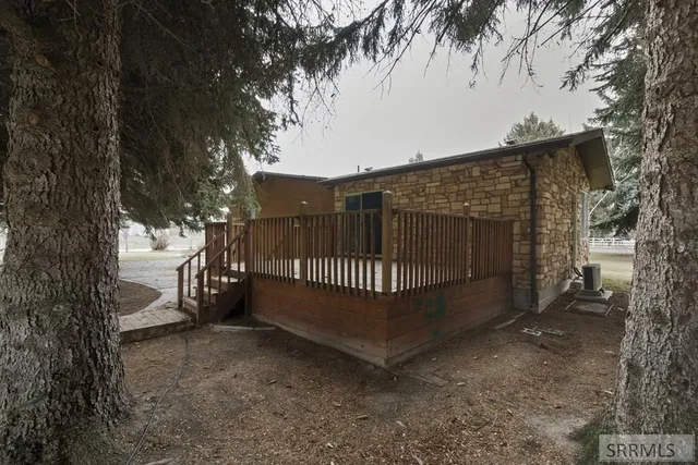 $536,000 | 10 North 600 West, Blackfoot, ID 83221