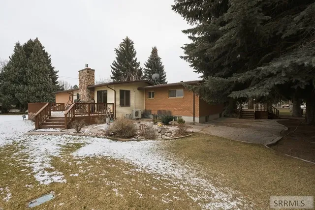 $536,000 | 10 North 600 West, Blackfoot, ID 83221