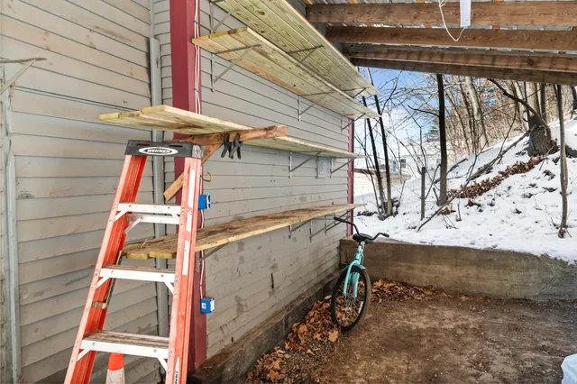 $190,000 | 119 Mt Vernon Avenue, Augusta, ME 04330