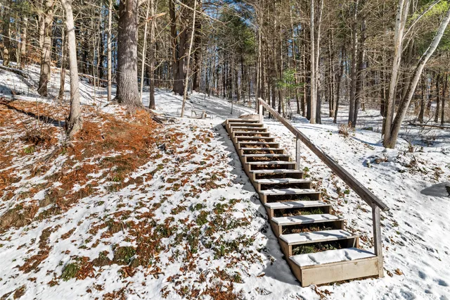 $190,000 | 119 Mt Vernon Avenue, Augusta, ME 04330