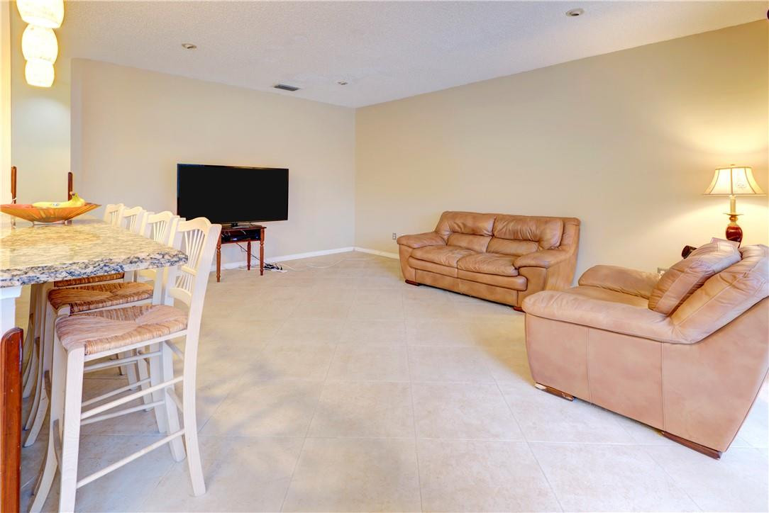 18463 East Covington Trace Boca Raton, FL 33498 - Photo 11 of 36 Photo 11