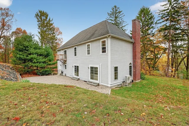 $999,900 | 14 Pine Hill Road, Framingham, MA 01701