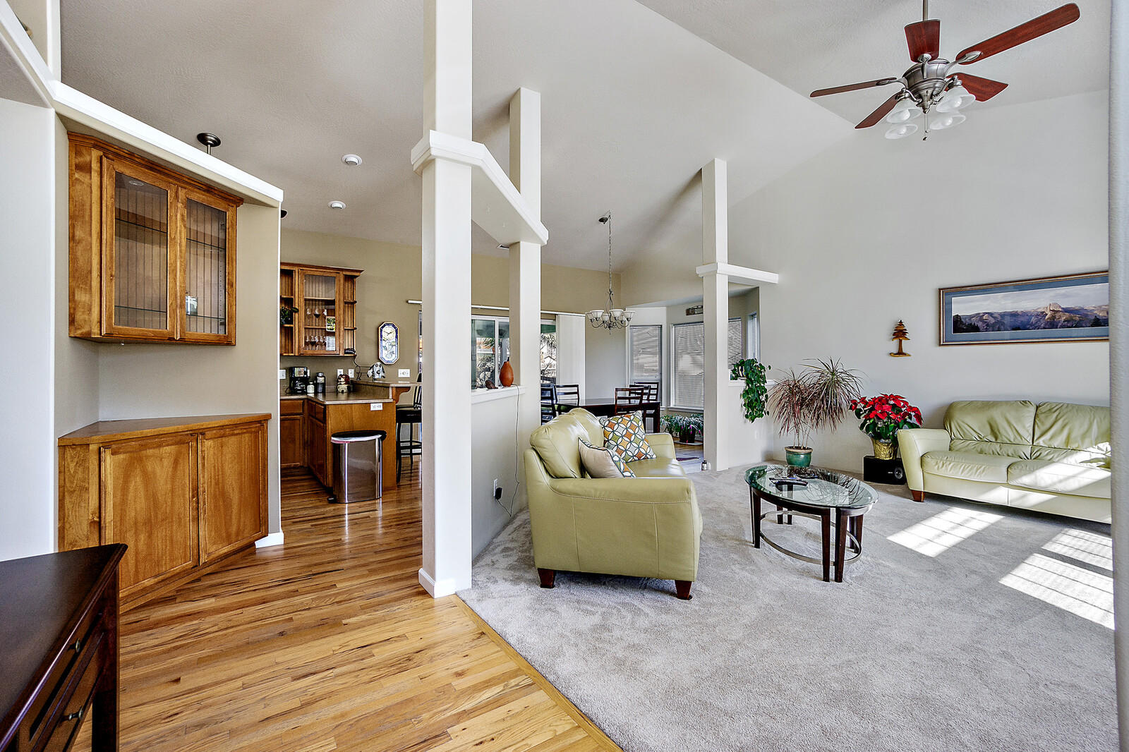 890 Ridgeview Drive Eagle Point, OR 97524 - Photo 9 of 35 a living room with furniture and wooden floor