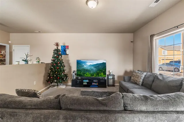 $2,150 | 7643 Sand Lake Heights, Colorado Springs, CO 80908