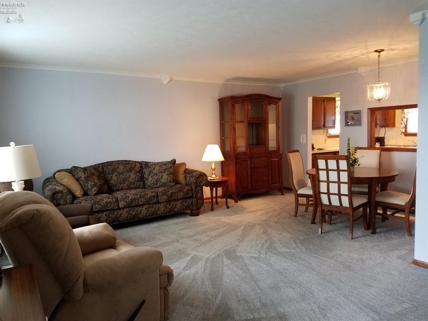 1302 East Strub Road Sandusky, OH 44870 - Photo 8 of 10 Gallery Image 8