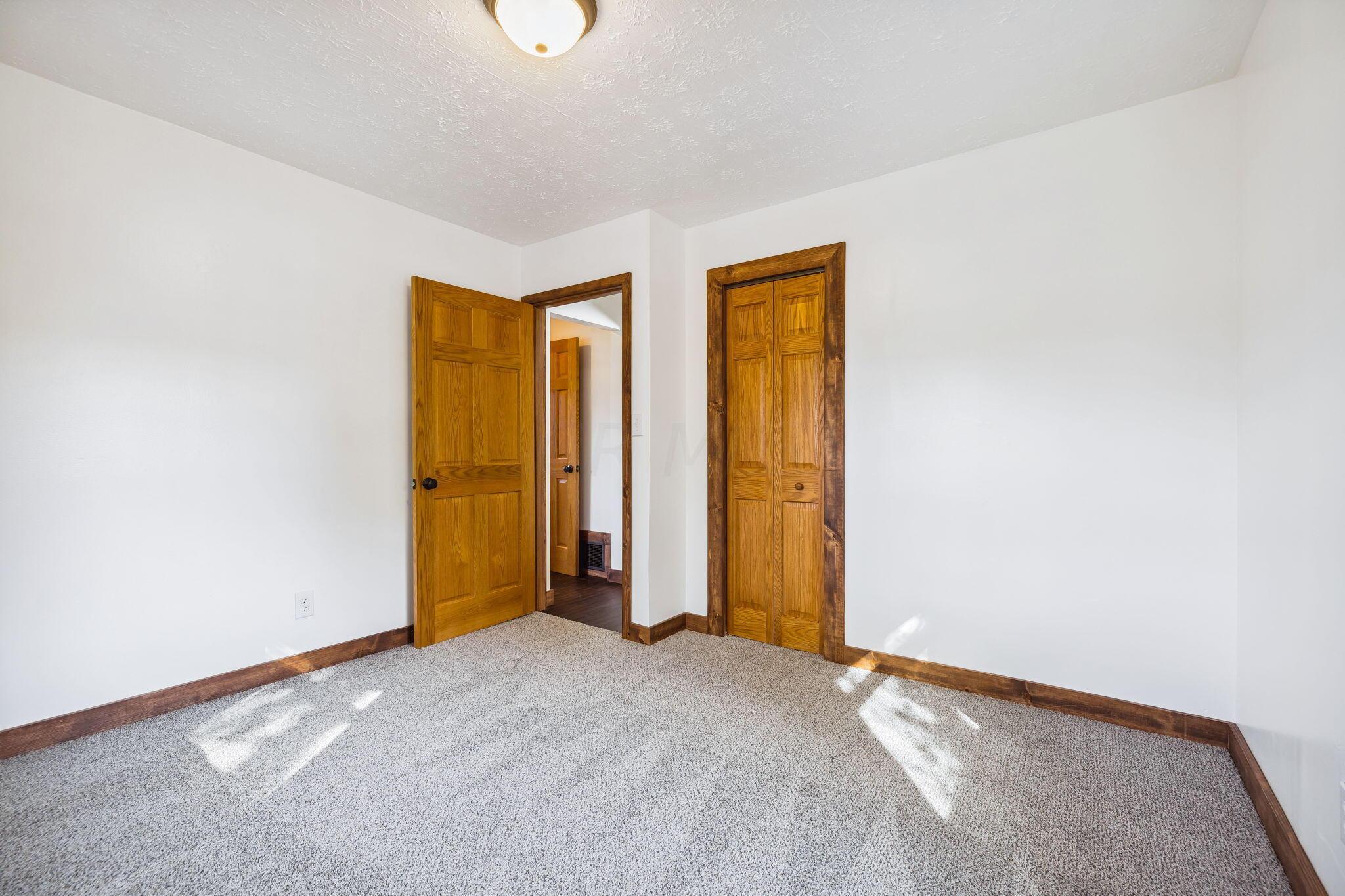 4455 Ethel Road Obetz, OH 43207 - Photo 15 of 29 4455 Ethel Road