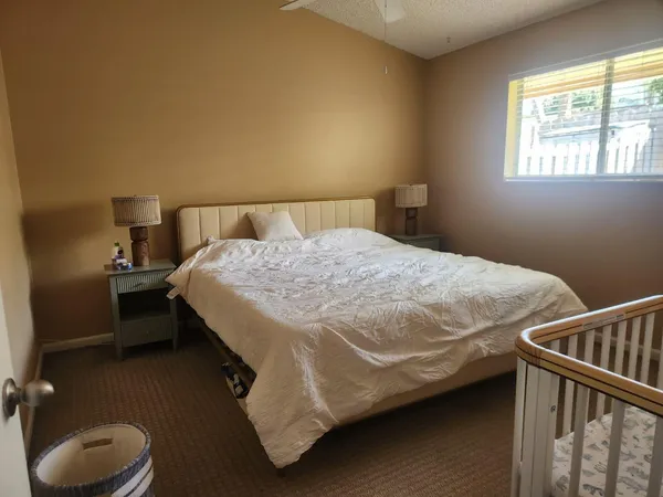 $1,750 | 1858 Windsor Drive, Unit 8, North Palm Beach, FL 33408