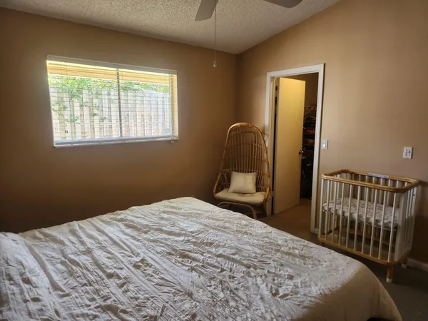 $1,750 | 1858 Windsor Drive, Unit 8, North Palm Beach, FL 33408