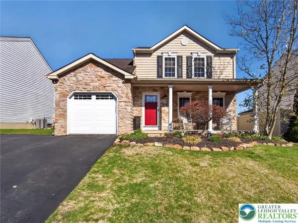 $485,900 | 2040 Valley View Drive, Quakertown, PA 18951